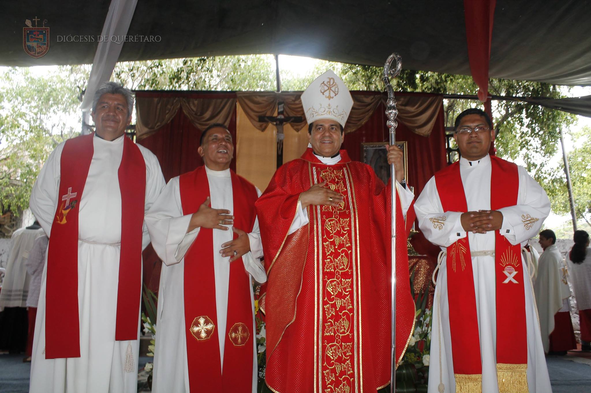 CONFIRMACIONES Y FIESTA PATRONAL, PARR. SAN PEDRO MÁRTIR. – Diócesis de Querétaro CONFIRMACIONES Y FIESTA PATRONAL, PARR. SAN PEDRO MÁRTIR. – Diócesis de Querétaro